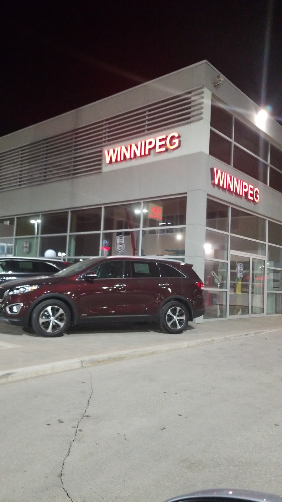 Winnipeg Kia | 400-1717 Waverley St, Winnipeg, MB R3T 6A9, Canada | Phone: (204) 269-1600