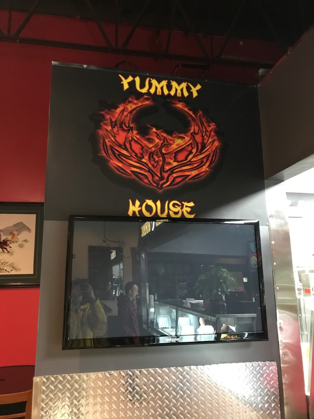 Yummy House Restaurant | 32423 Lougheed Hwy. #109, Mission, BC V2V 7B8, Canada | Phone: (604) 826-2888