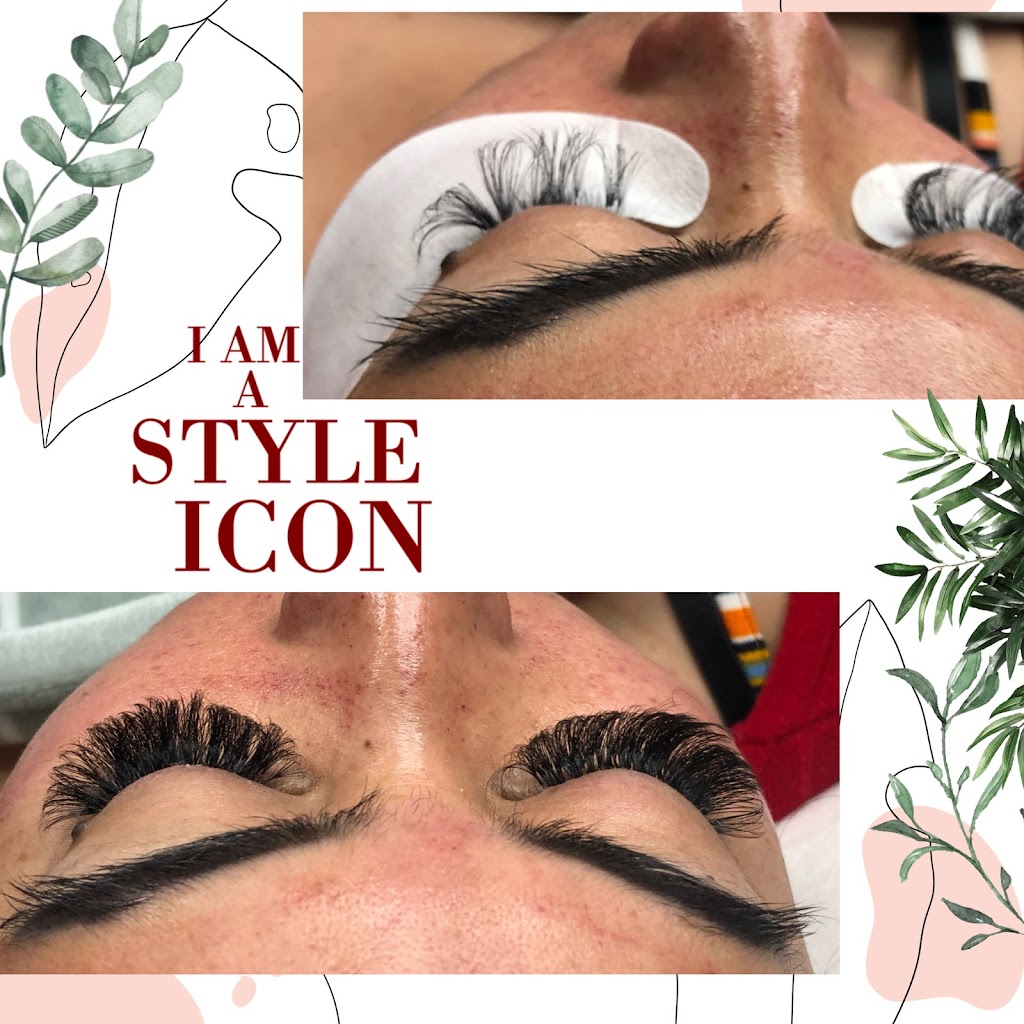 Luxe N Licious Lashes | 121 Howse Common NE, Calgary, AB T3P 1L2, Canada | Phone: (403) 397-8336