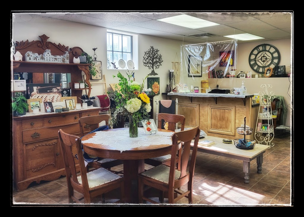 The Painted Daisy Flower Shop | 301 Washington Ave, Davidson, SK S0G 1A0, Canada | Phone: (306) 567-9111
