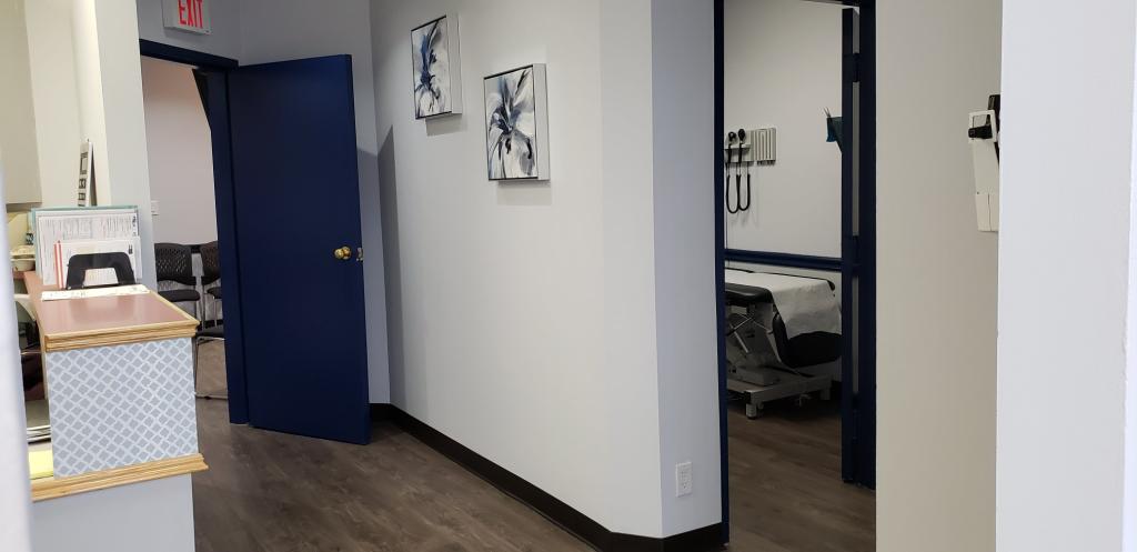 Premium 1 Medical Clinic | 631 Queenston Rd Suite 300, Hamilton, ON L8K 6R5, Canada | Phone: (905) 560-0246