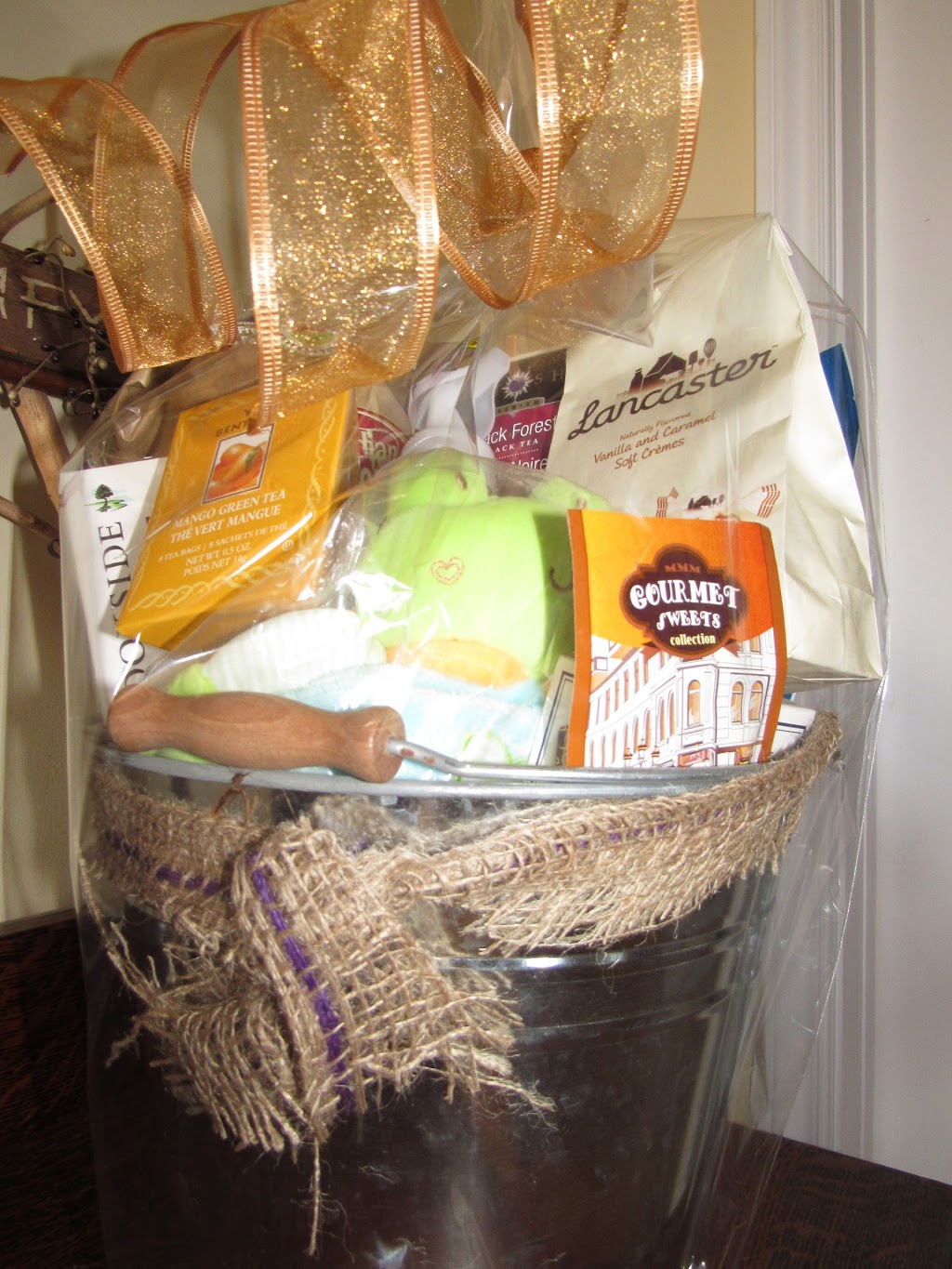 Harvest Gift Buckets | Division St N and, Danforth Rd W, Cobourg, ON K9A 4J7, Canada | Phone: (905) 372-2216