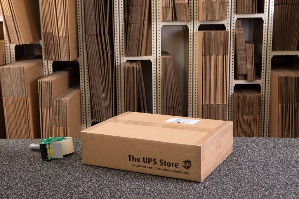 The UPS Store | 1690 Huron Church Rd, Windsor, ON N9C 2L1, Canada | Phone: (519) 977-0404