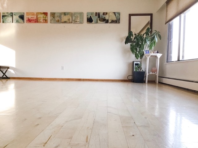 Island Yoga Vista | 1330 Discovery Ave, Nanaimo, BC V9S 4B4, Canada | Phone: (250) 754-0939