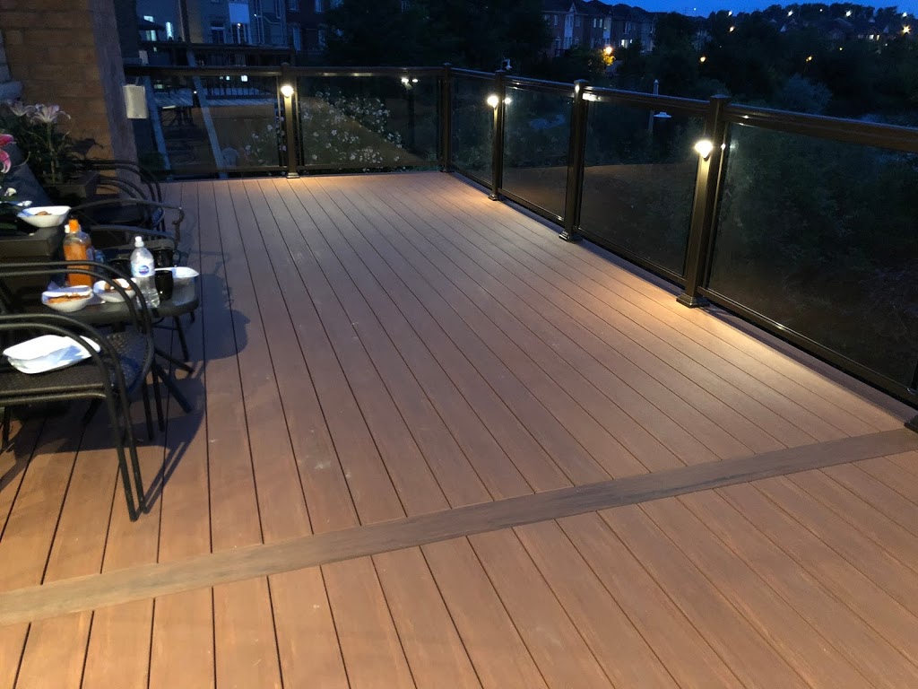 Universal Deck Builder Aurora | 742 Wellington St W #16, Aurora, ON L4G 6J7, Canada | Phone: (416) 628-8021