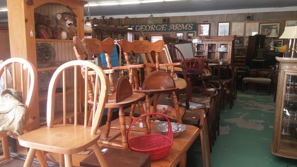 Country Antique Store | 6595 Line 86, Elmira, ON N3B 2Z2, Canada | Phone: (226) 266-1584