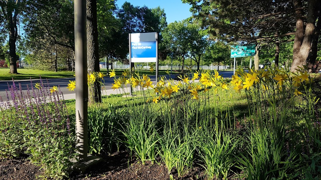 Parc de Lîlot-McCartney | Plateau, Quebec City, QC G1X 1S6, Canada