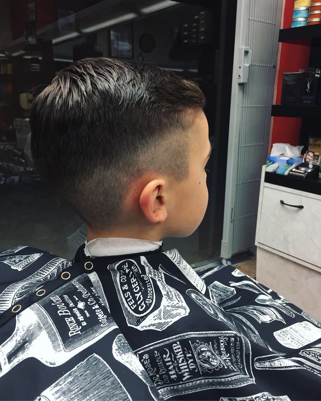 Markland Wood Barber Shop | 4335 Bloor St W, Etobicoke, ON M9C 2A5, Canada | Phone: (416) 622-1815