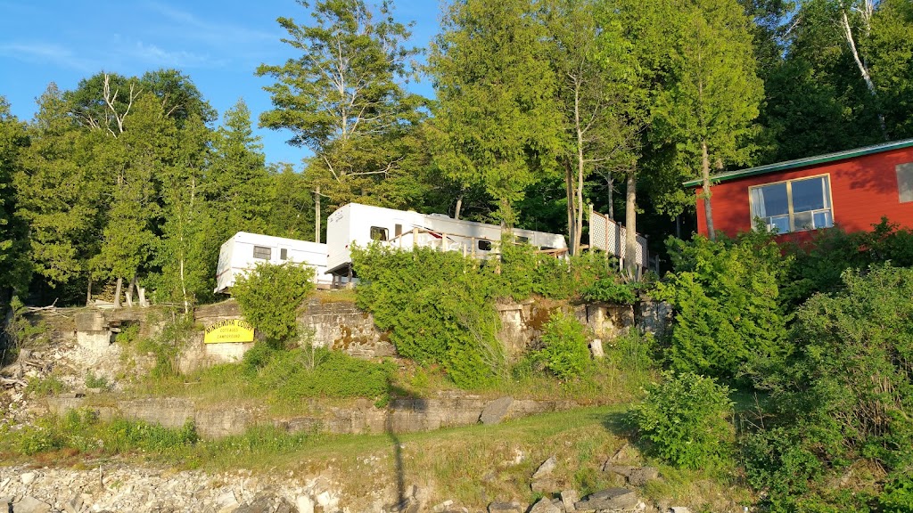 Mindemoya Court Cottages & Campground | 604 Ketchankookem Trail, Mindemoya, ON P0P 1S0, Canada | Phone: (705) 377-5778