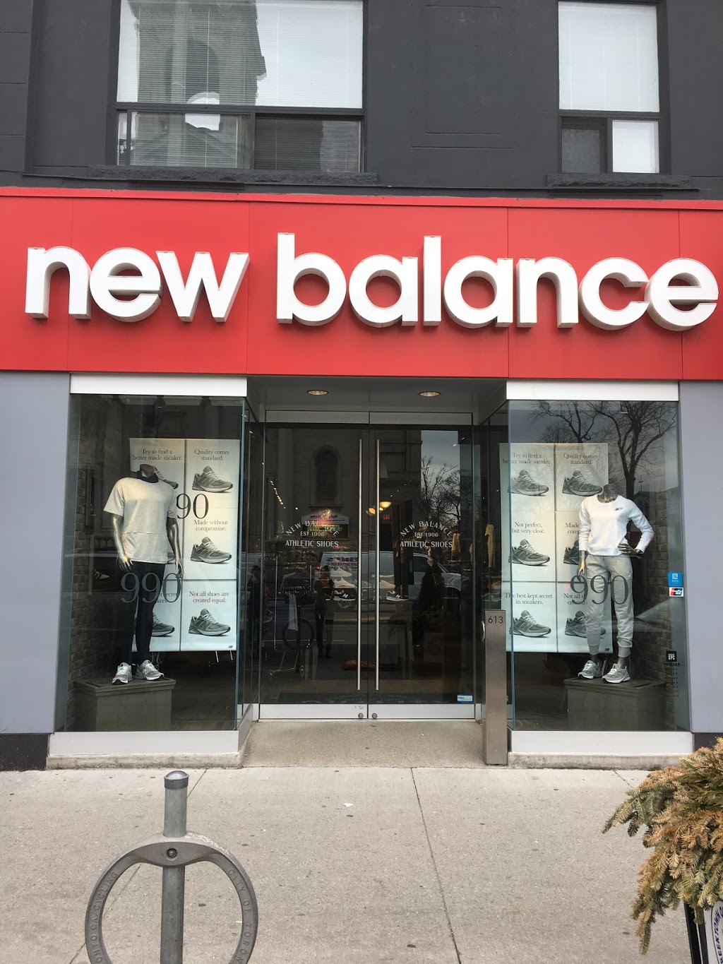 New Balance Toronto | 613 Danforth Ave, Toronto, ON M4K 1R2, Canada | Phone: (416) 466-4444