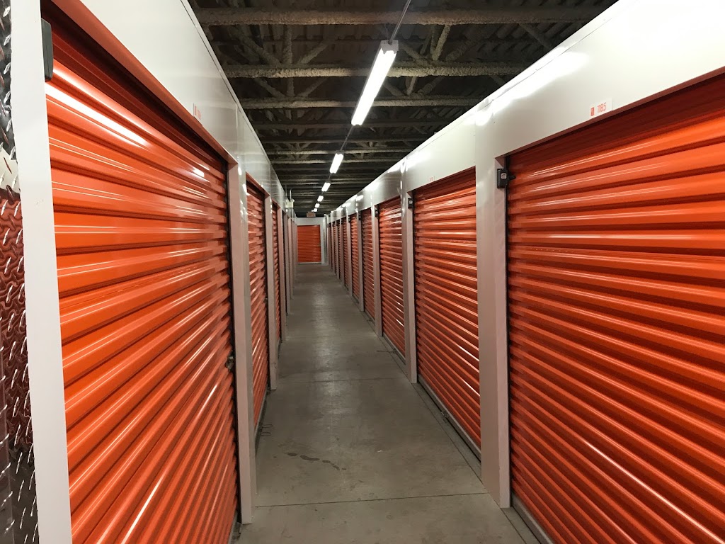 Public Storage | 955 A. Chomedey, Laval, QC H7W 4V3, Canada | Phone: (450) 902-0429