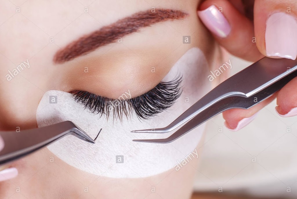 Delong Lashes And Aesthetics | 171 Waterloo St, Winnipeg, MB R3N 0S4, Canada | Phone: (204) 996-5274