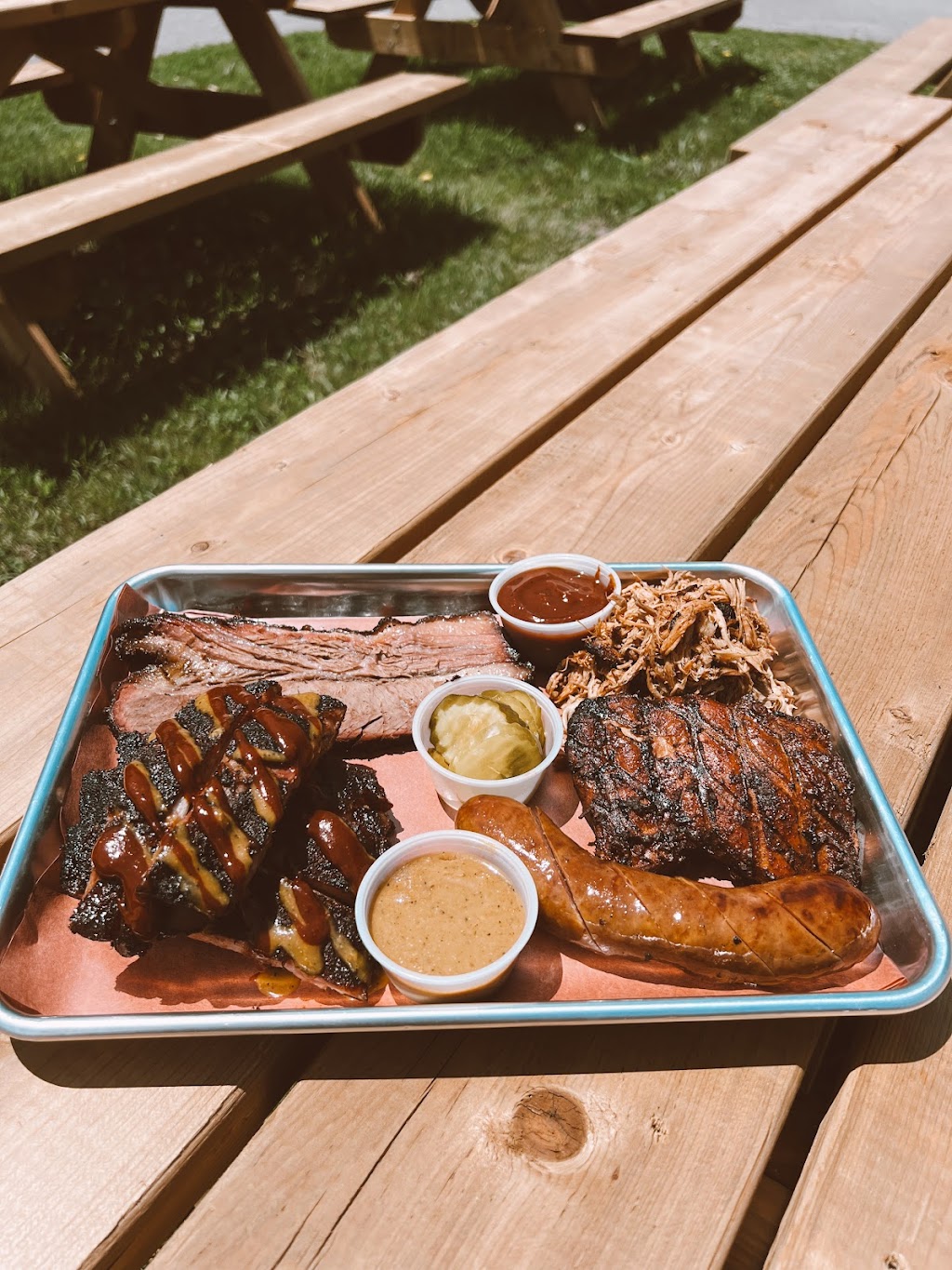 Hendriks Barbeque | 13762 Loyalist Pkwy, Picton, ON K0K 2T0, Canada | Phone: (613) 922-2787