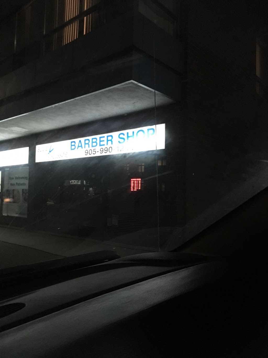 Blue Scissors | 150 Lakeshore Rd W, Mississauga, ON L5H 1G5, Canada | Phone: (905) 990-1244