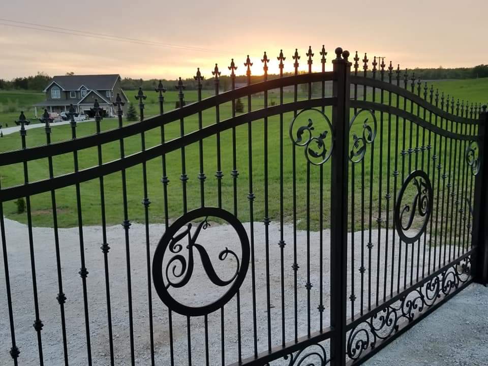 ROYAL GATES AND RAILINGS | 8 Arch Brown Ct, Barrie, ON L4M 0C6, Canada | Phone: (416) 854-3755