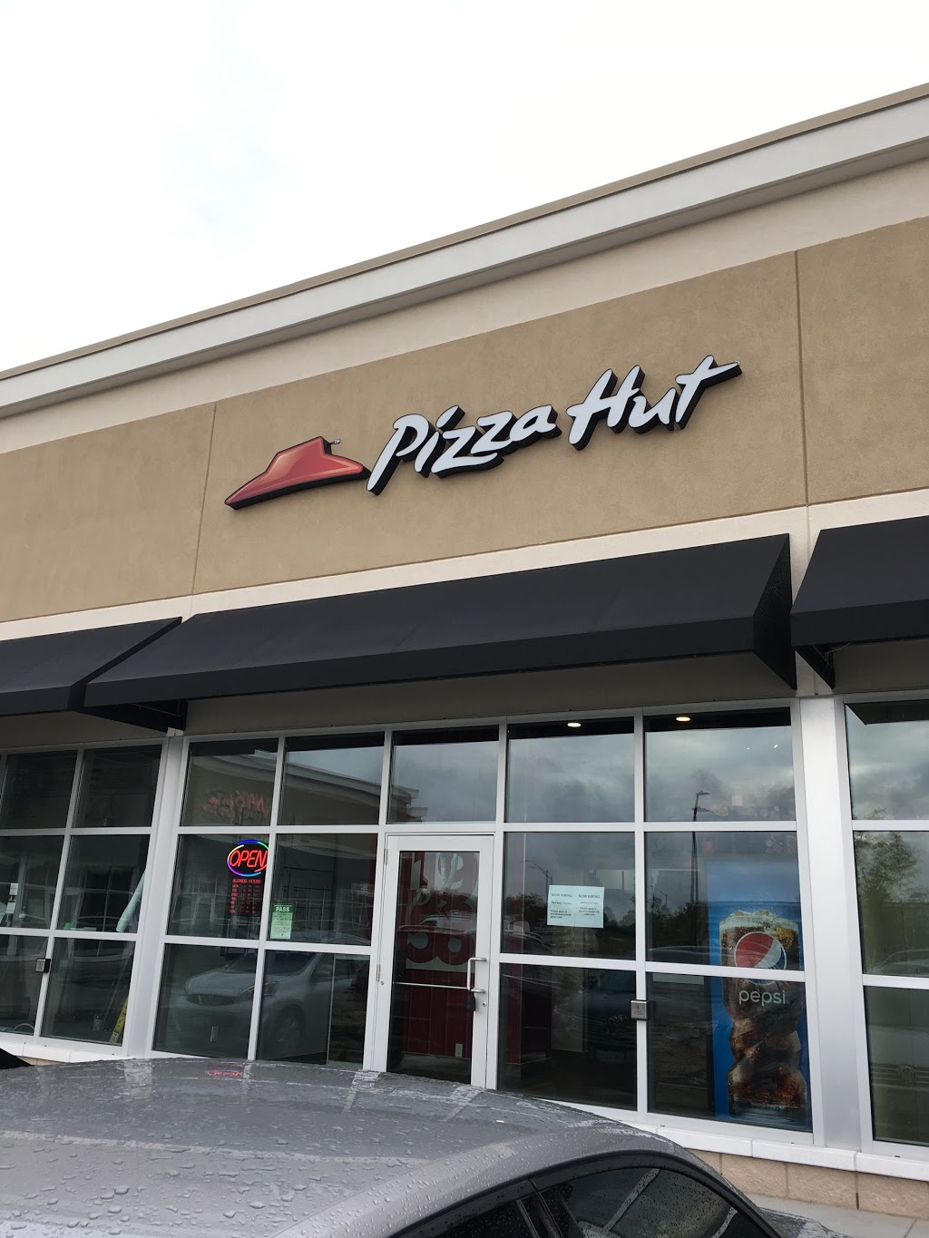 Pizza Hut | 6-1179 Wilson St W, Ancaster, ON L9G 0E8, Canada | Phone: (905) 648-0609