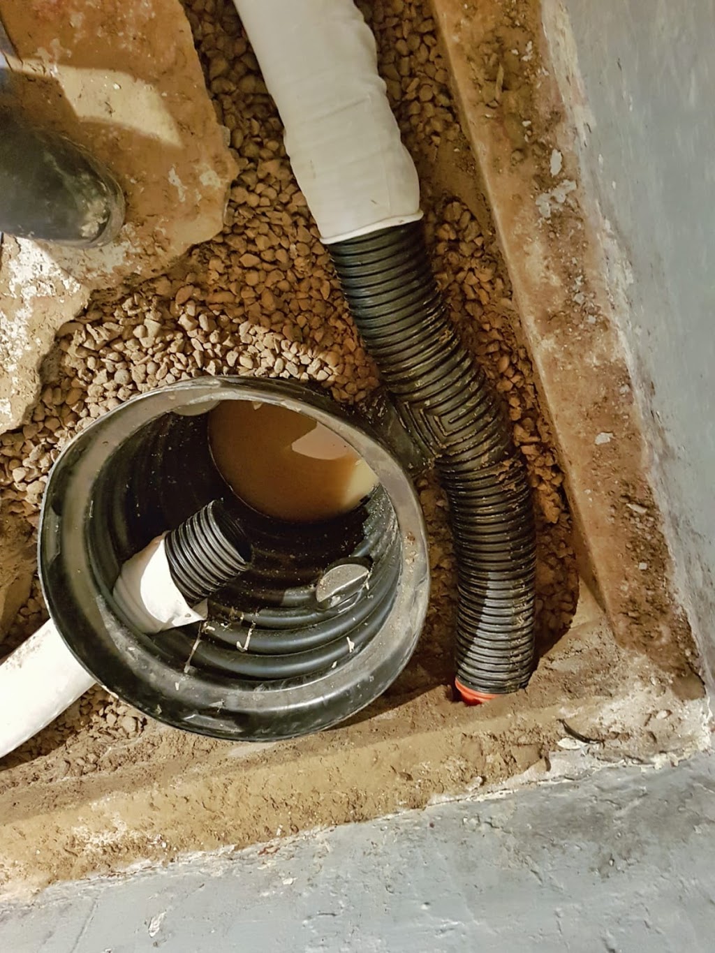 ROOTERWORX emergency 24/7 drain unclogging and plumbing repair services Halton | 34 Queen St W unit 3, Mississauga, ON L5H 1L4, Canada | Phone: (289) 923-8572