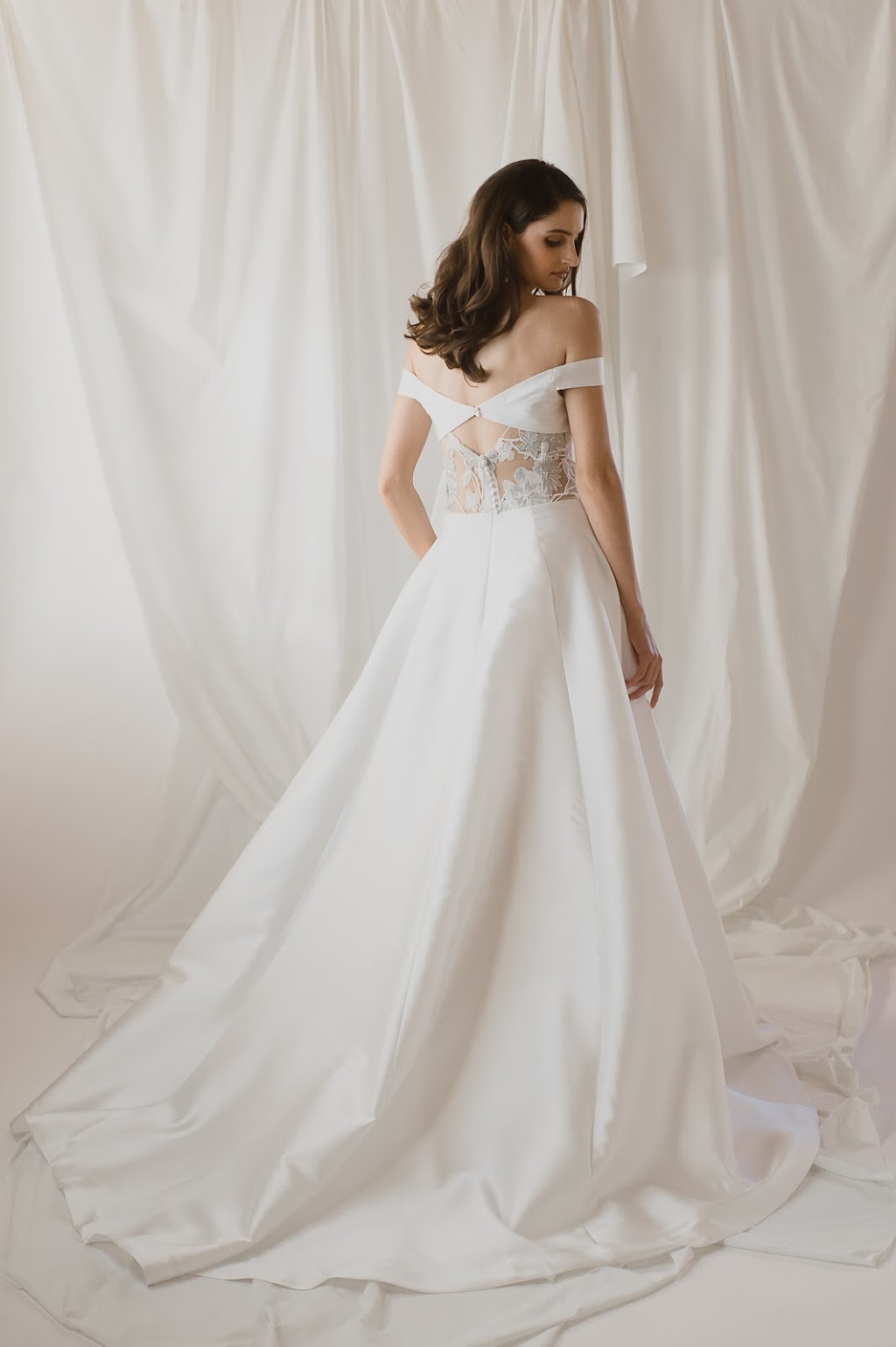 Lavictoire Bridal | 77 Florence St, Toronto, ON M6K 1P4, Canada | Phone: (778) 929-4995