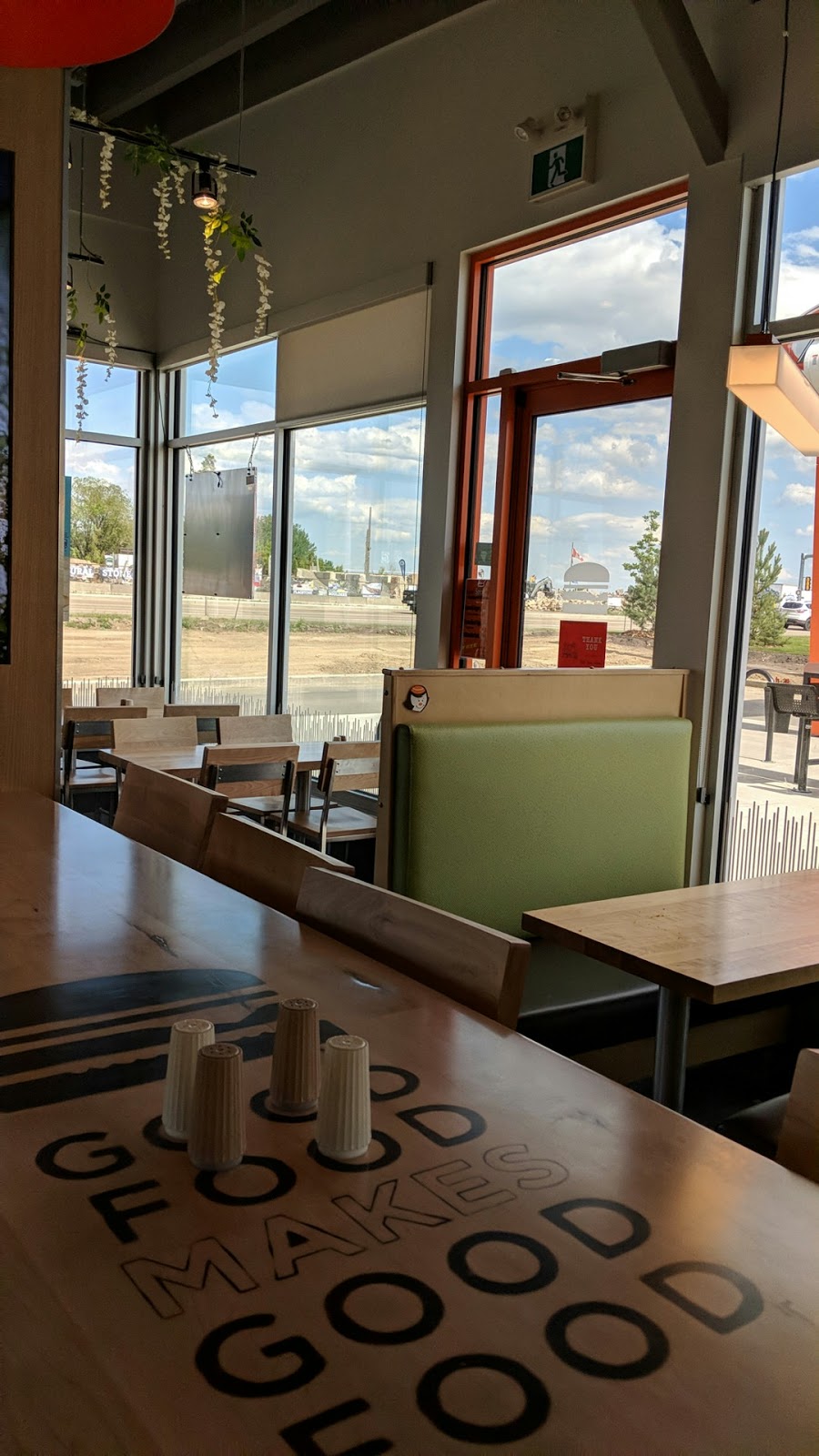 A&W Restaurant | Mistatim Industrial, Edmonton, AB T6V 1H5, Canada