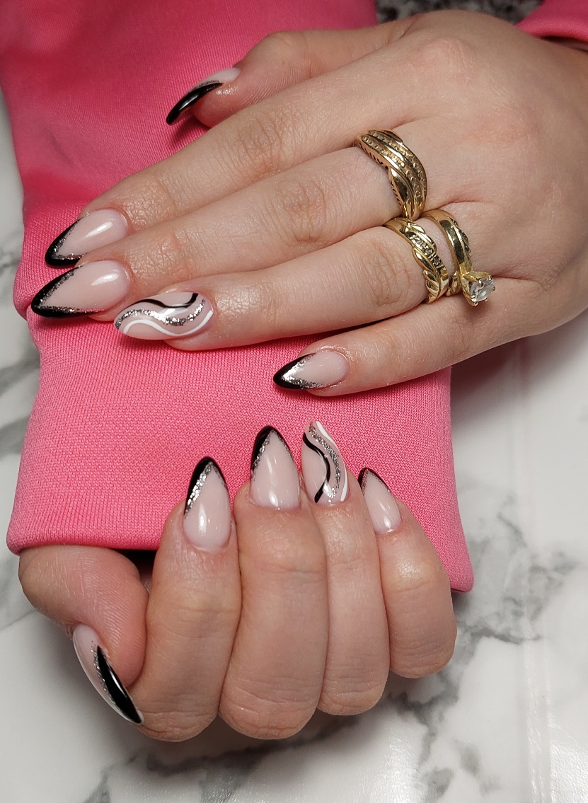 Ongles luna | 490 Rue du Rubanier, Granby, QC J2H 2R8, Canada | Phone: (450) 775-0941