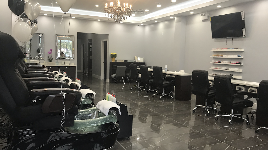 A’lure Nail Bar | 5-140 Mulock Dr, Newmarket, ON L3Y 7C5, Canada | Phone: (905) 235-0816