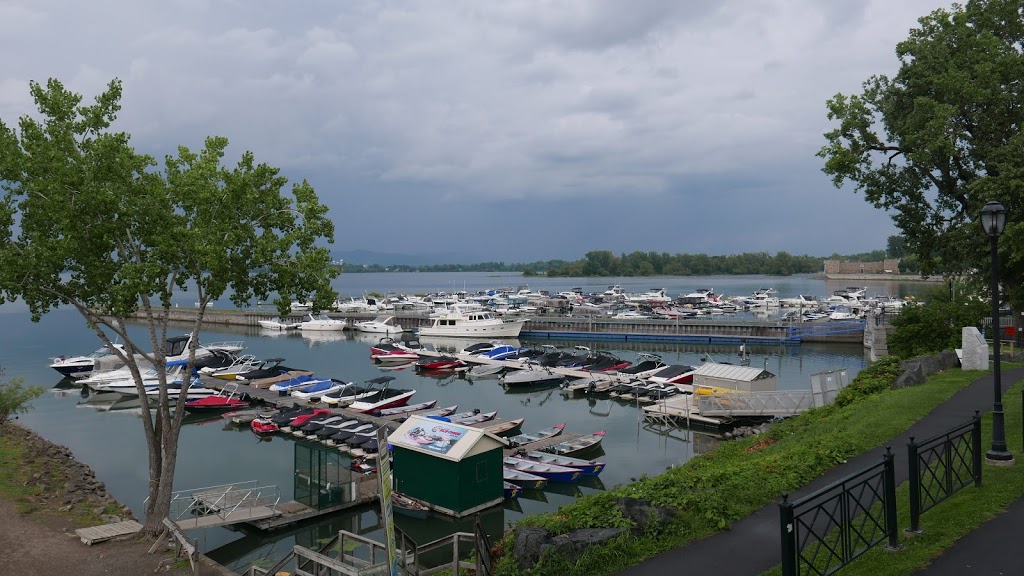 Parc de la Commune | Avenue Bourgogne, Chambly, QC J3L 3H3, Canada