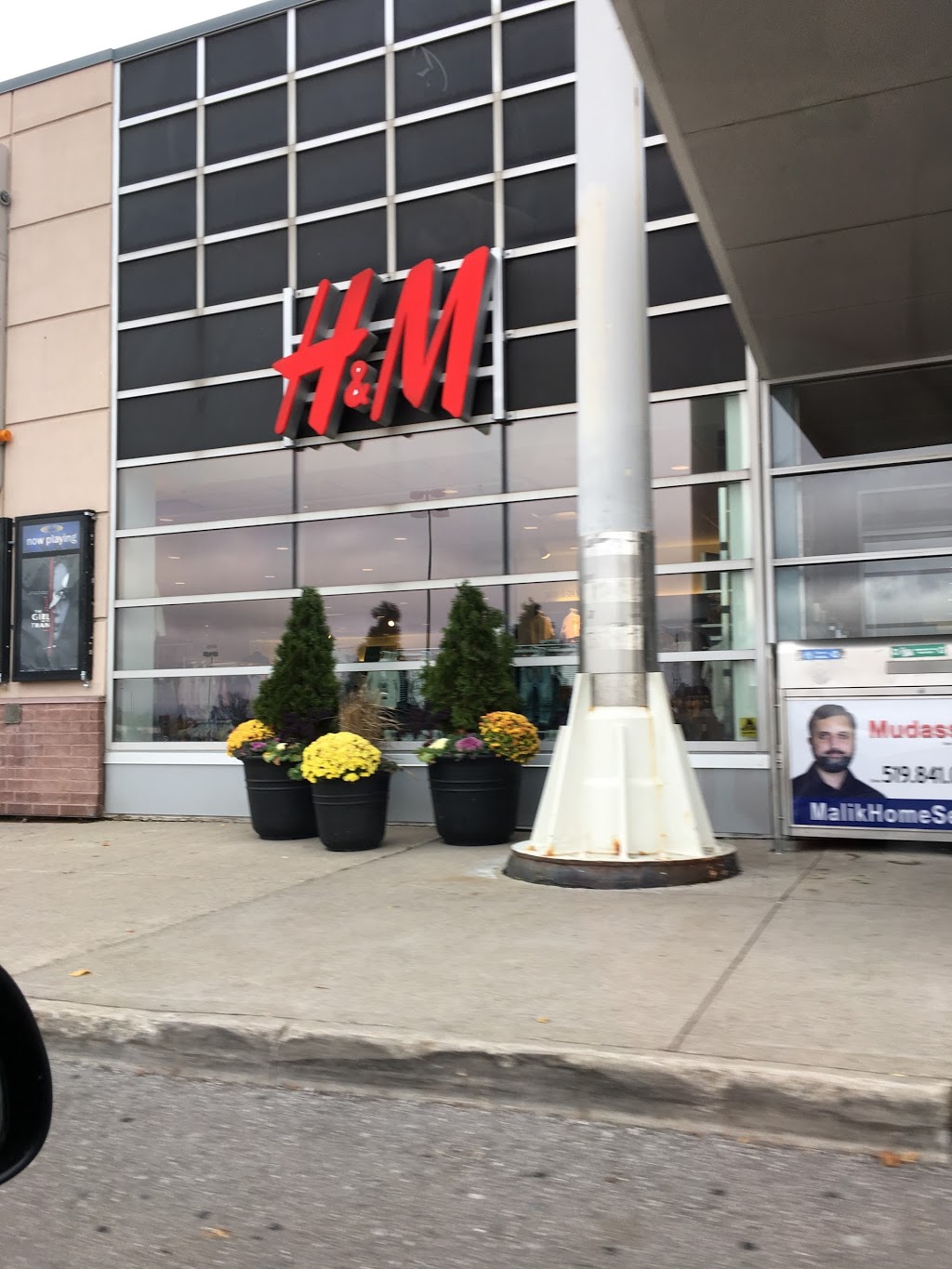 H&M | 355 Hespeler Rd, Cambridge, ON N1R 6B3, Canada | Phone: (855) 272-7007