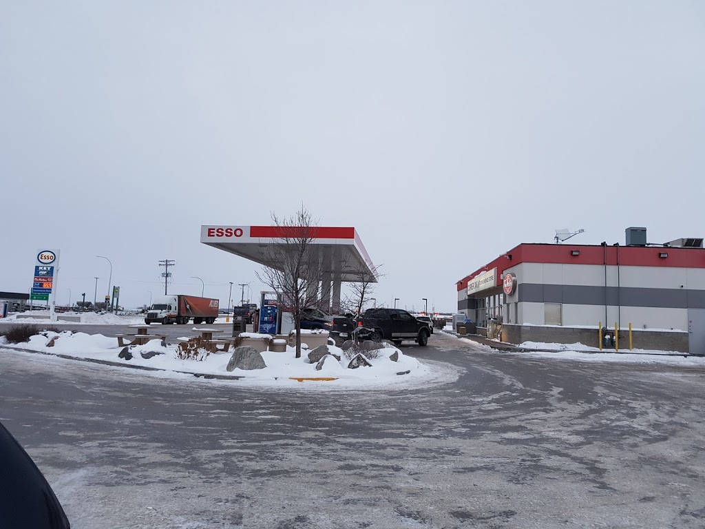 Esso | 34a MB-3, Oak Bluff, MB R4G 0B2, Canada | Phone: (204) 832-5522