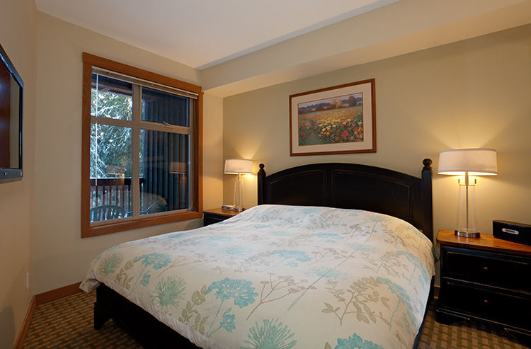 Lost Lake Lodge | 4660 Blackcomb Way, Whistler, BC V0N 1B4, Canada | Phone: (604) 962-1996