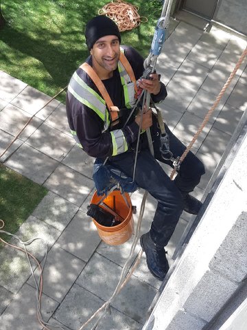 H Breiter Window Cleaning Ltd. | 12 Bentworth Ave, North York, ON M6A 1P3, Canada | Phone: (416) 789-0591