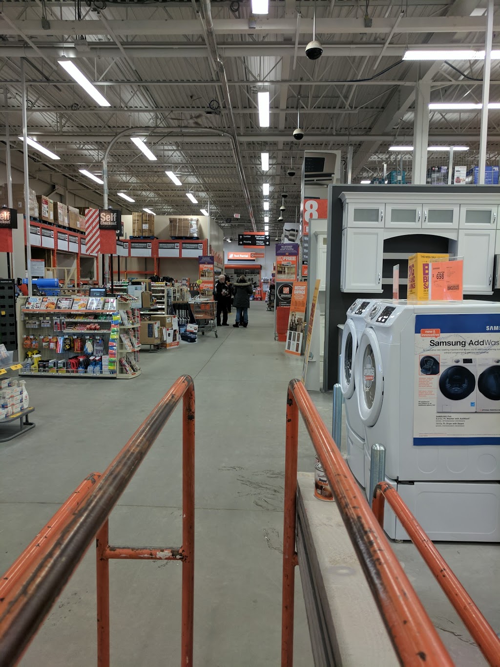 The Home Depot | 570 McNeely Ave, Carleton Place, ON K7C 0A7, Canada | Phone: (613) 253-3870