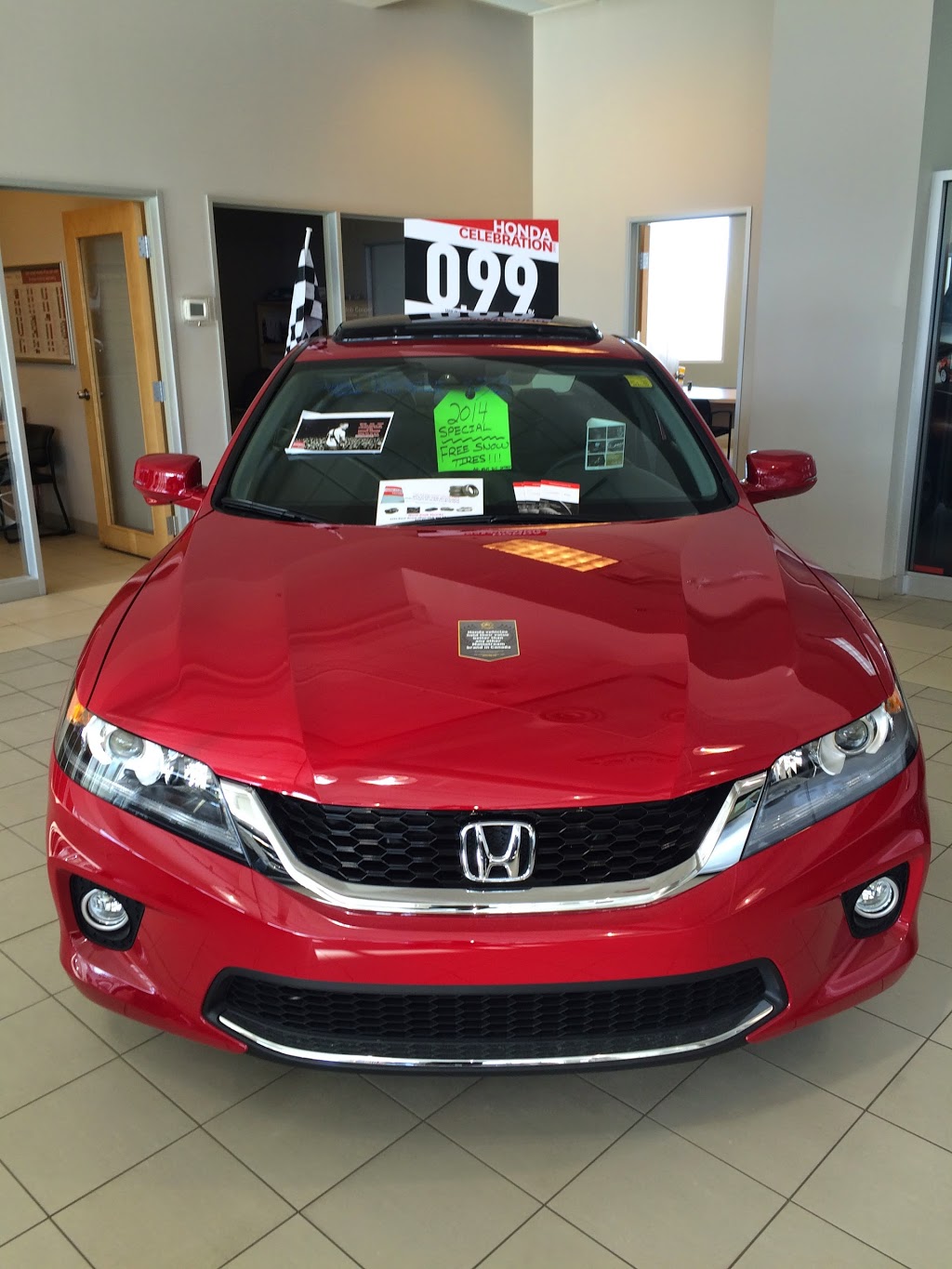 Hunt Club Honda | 2555 Bank St, Gloucester, ON K1T 1M8, Canada | Phone: (613) 526-5202