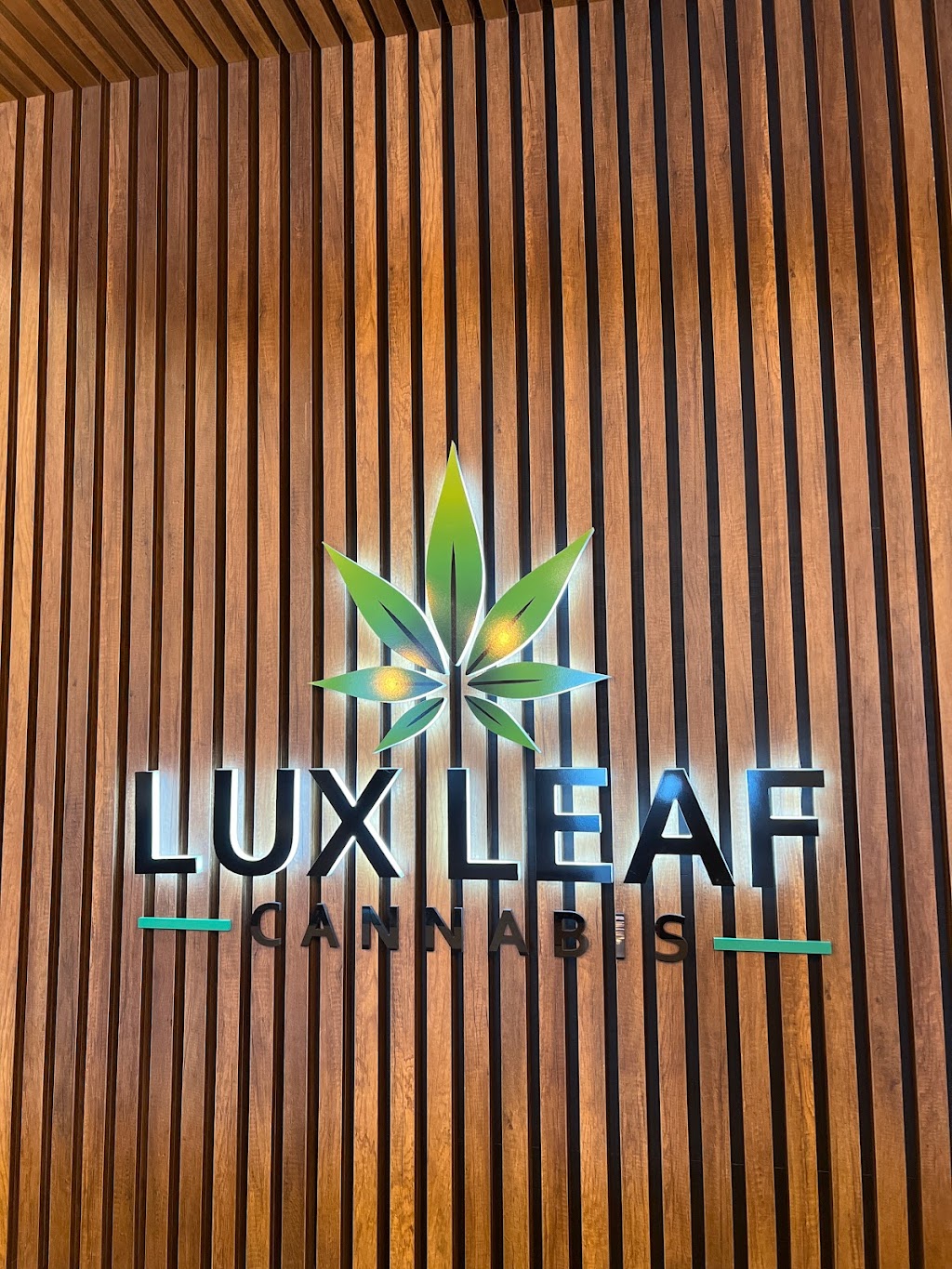 Lux Leaf Cannabis - SEC | 1643 102 St NW, Edmonton, AB T6N 0B1, Canada | Phone: (780) 758-7116