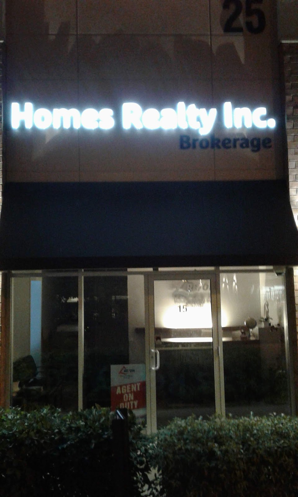 RE/ON Homes Realty Inc,. Brokerage | 15-25 Karachi Dr, Markham, ON L3S 0B5, Canada | Phone: (905) 209-8080