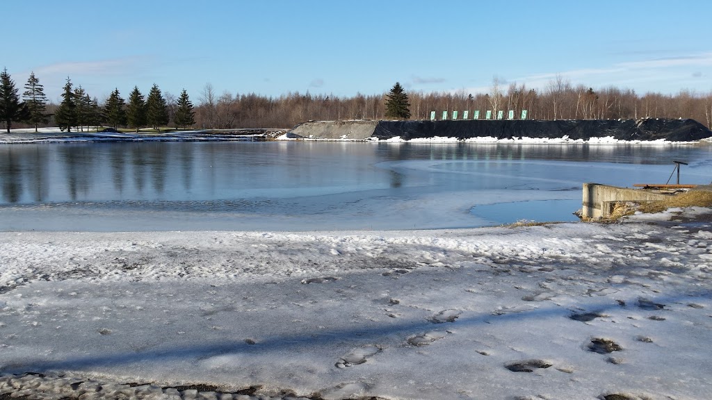 Club de golf LAlbatros Ste Foy | 1418 Route de lAéroport, Québec, QC G2G 1G6, Canada | Phone: (418) 871-1818