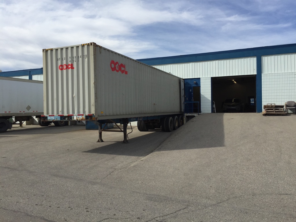 Jenik Freight | 3571 52 St SE, Calgary, AB T2B 3R3, Canada | Phone: (403) 402-0949