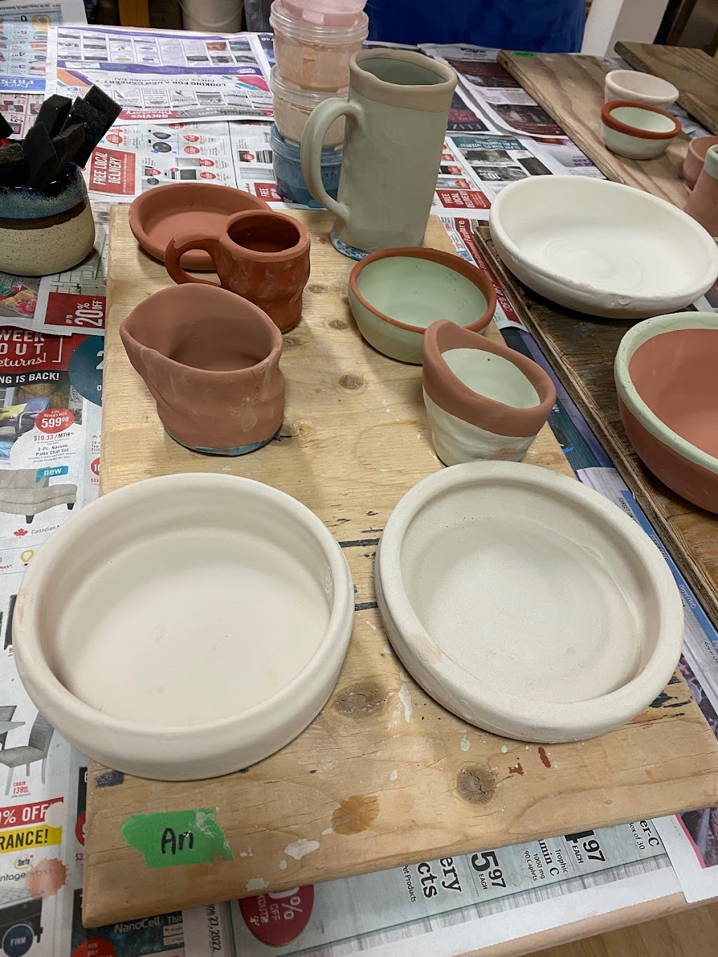 Hands On Pottery | 810 Cormorant St, Victoria, BC V8W 1R1, Canada | Phone: (250) 661-6847