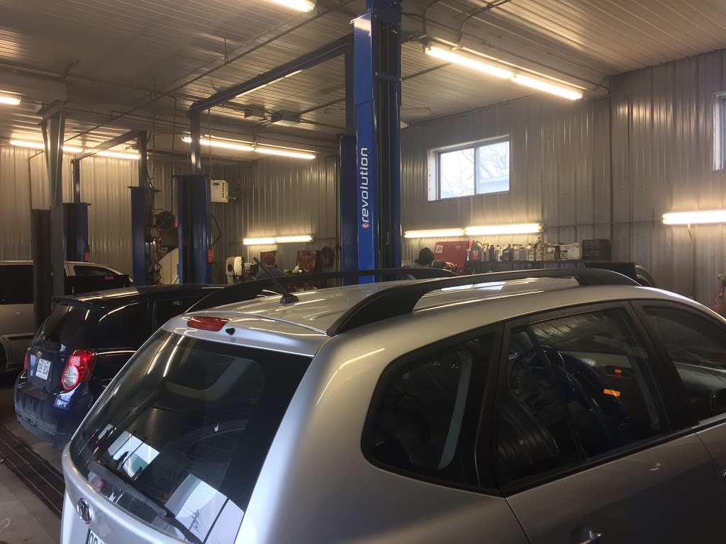 Garage Poirier et Fils Inc | 2035 Rue Bellefeuille, Trois-Rivières, QC G9A 3Y7, Canada | Phone: (819) 374-9321