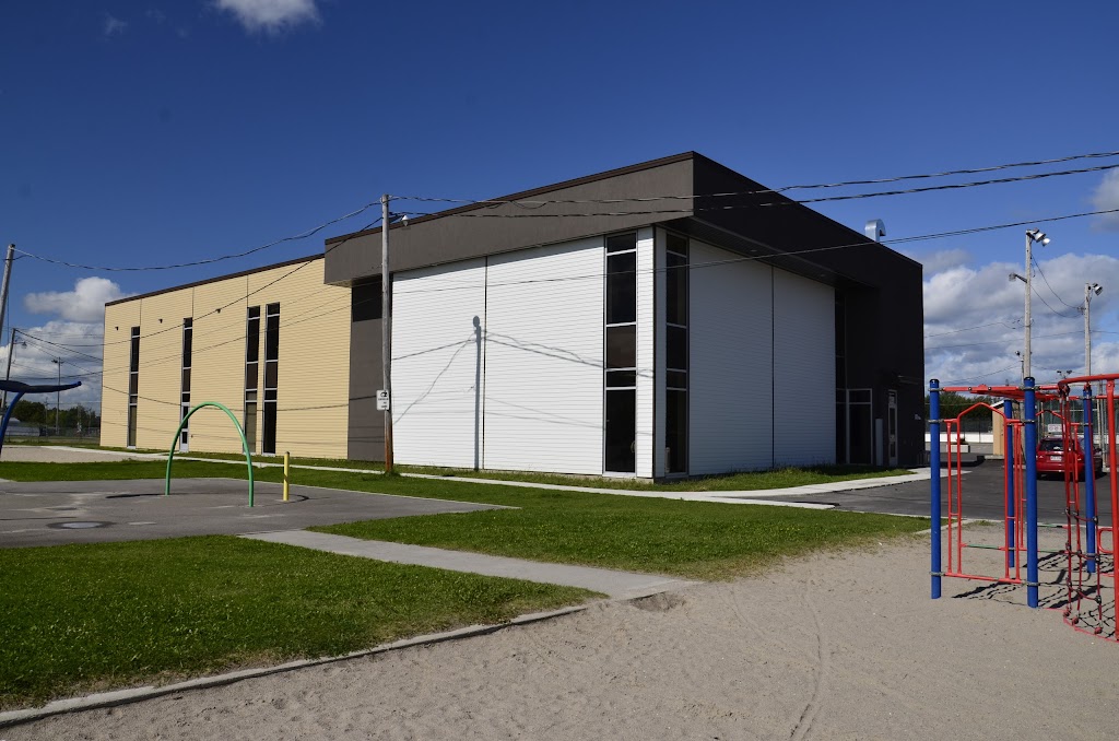 Saint-Honoré Recreation Center | 100 Rue Paul-Aimé-Hudon, Saint-Honoré, QC G0V 1L0, Canada | Phone: (418) 673-4243