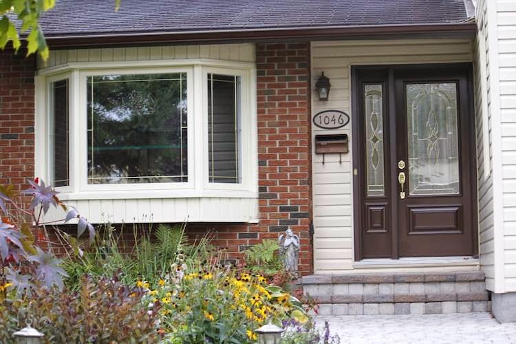 Valley Siding and Windows | 1348 Labrie Ave, Gloucester, ON K1B 3M1, Canada | Phone: (613) 744-8699