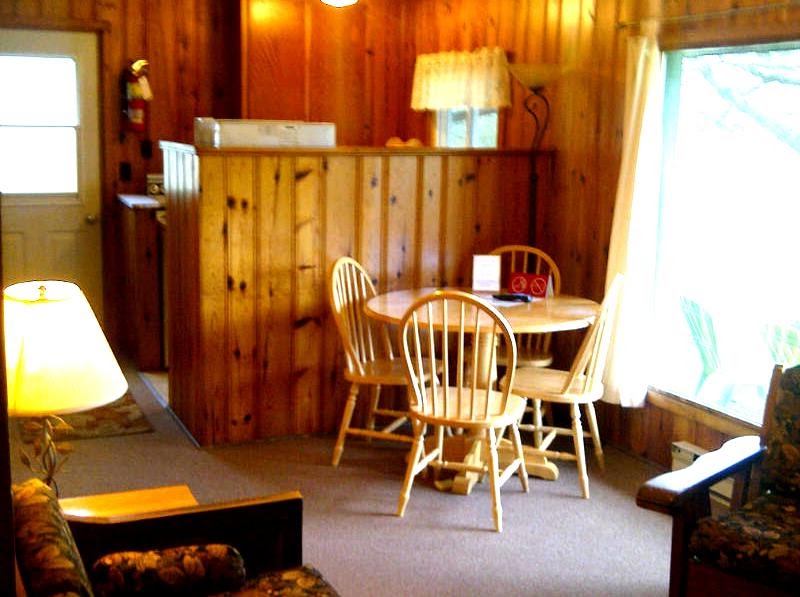 Logging Chain Lodge Cottages | 2840 ON-60, Dwight, ON P0A 1H0, Canada | Phone: (877) 635-2575