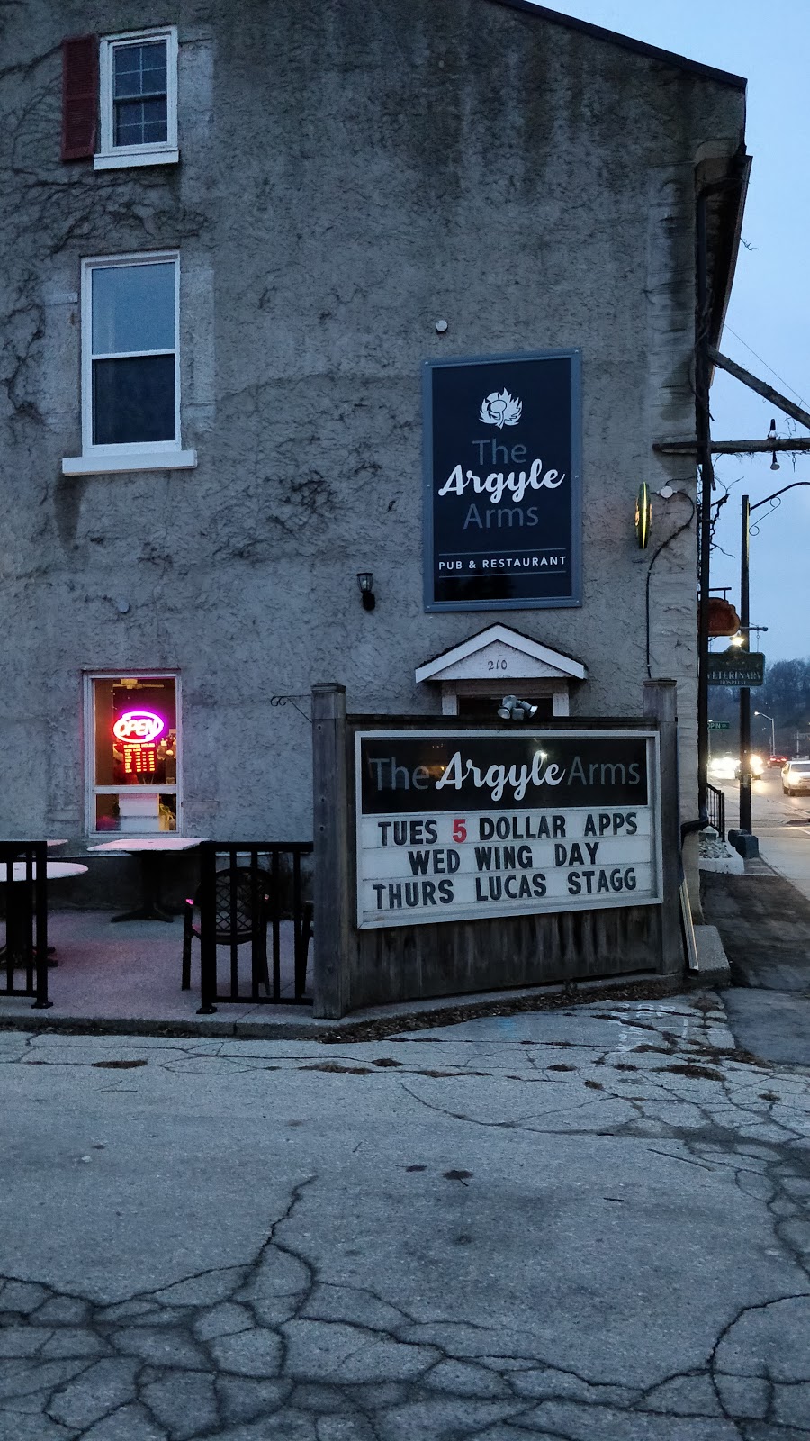 Argyle Arms | 210 King St E, Cambridge, ON N3H 3M6, Canada | Phone: (519) 653-5272