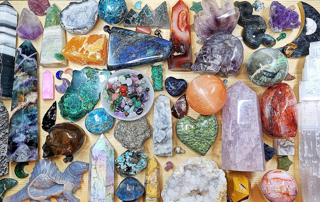 Natural Crystal Connections | 38 Black Willow Dr, Barrie, ON L4N 9M1, Canada | Phone: (249) 535-1998