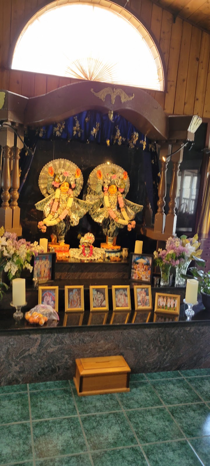 Saranagati Temple | 5280 Venables Valley Rd, Ashcroft, BC V0K 1A0, Canada | Phone: (604) 868-1184