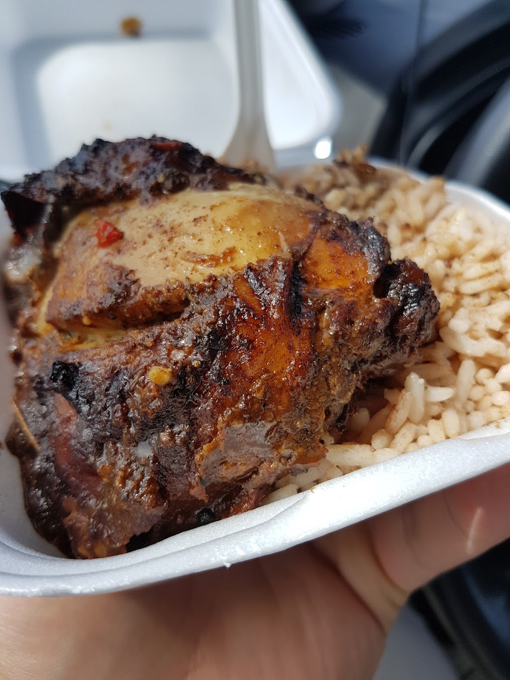 Nellas Jerk | 75 Alder St Unit 7, Orangeville, ON L9W 5A9, Canada | Phone: (519) 941-5005