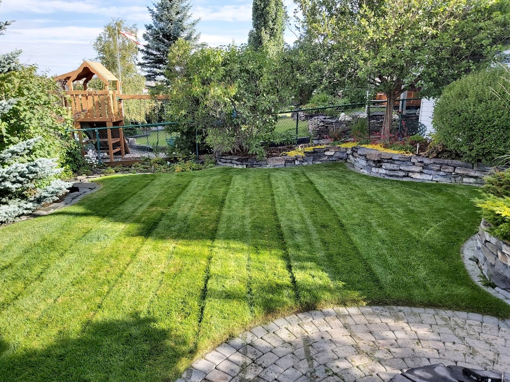 Angelo’s Lawn and Maintenance Ltd: | 31092 Woodland View, Calgary, AB T3R 1G4, Canada | Phone: (403) 861-9533