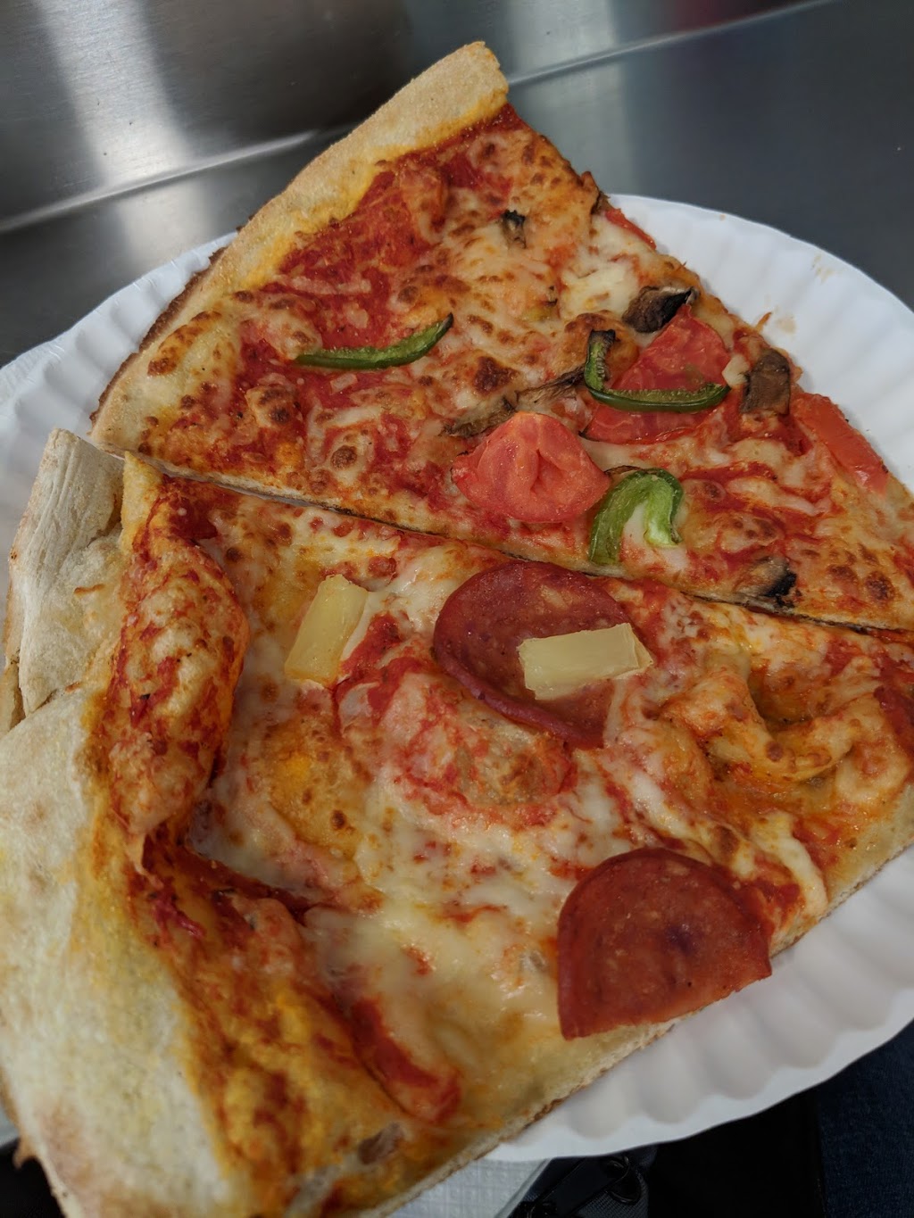 Chitos Pizza And Foods | 1308 Bloor St W, Toronto, ON M6H 1N7, Canada | Phone: (416) 530-7777