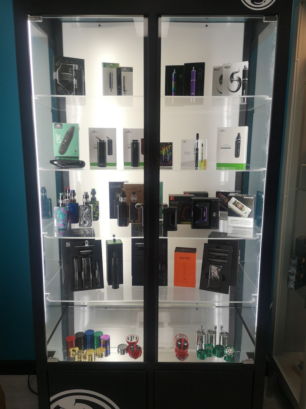 Twisted Sisters Vape Shop | 501 Krug St Unit 117, Kitchener, ON N2B 1L3, Canada | Phone: (519) 954-8787