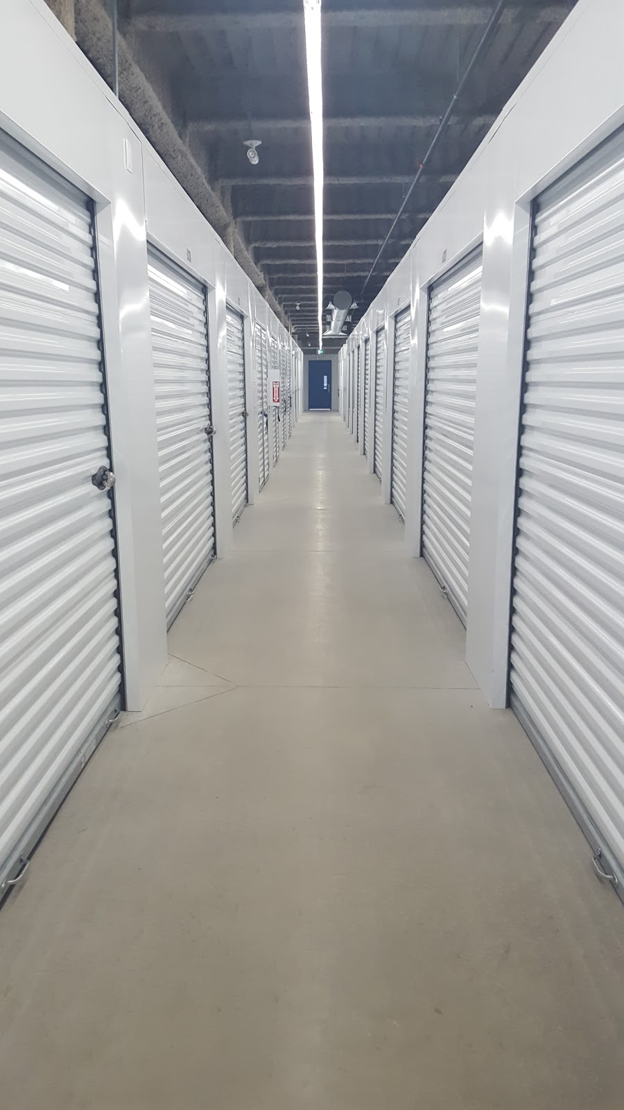 Bluebird Self Storage | 411 Cityview Blvd, Woodbridge, ON L4H 0Z4, Canada | Phone: (905) 303-0050