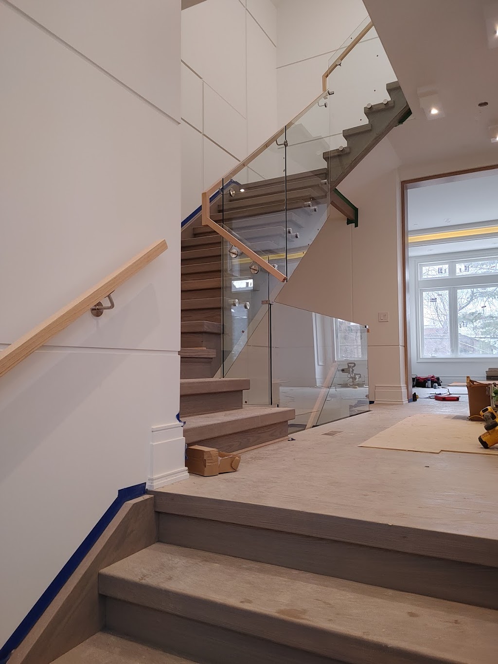 Amir Railing Inc | 14 Essex Ave #25, Thornhill, ON L3T 3Y7, Canada | Phone: (416) 580-7773